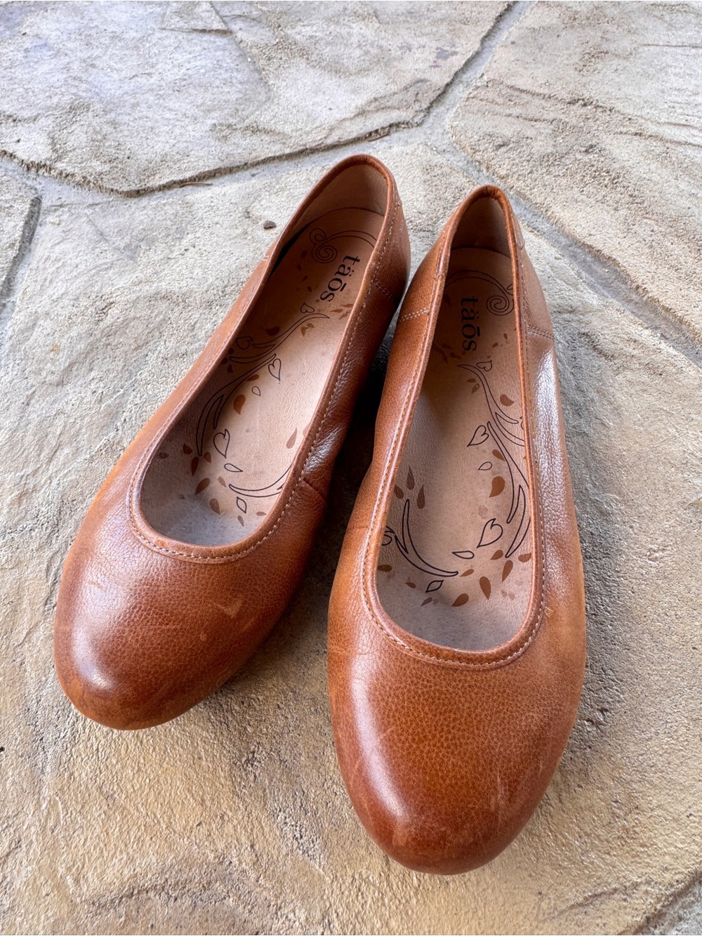 Taos Rascal Brown Leather Ballet Flats Comfort Arch Support Women’s Size 10